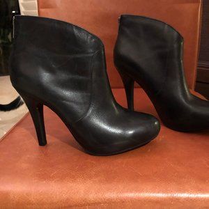 Me Too black ankle booties